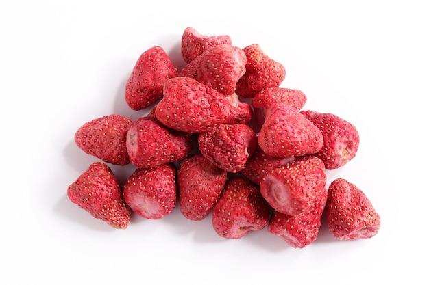 Can dogs eat freeze dried strawberries? 