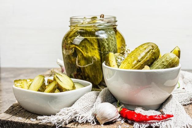 Can I eat pickles on keto? 