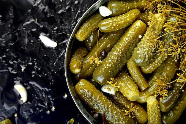 Can I eat pickles on keto? 