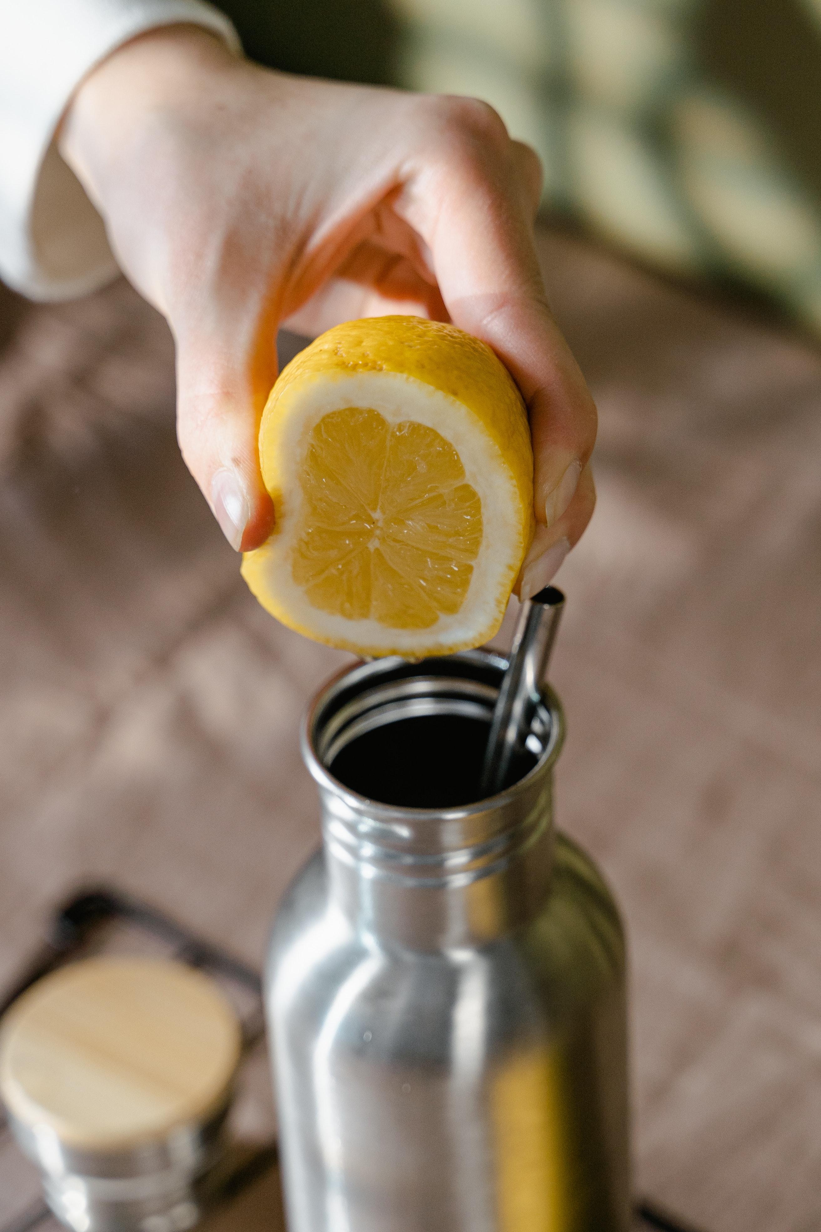 Can I put lemon juice in my humidifier? 