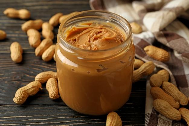 Can peanut butter be used as wood filler 