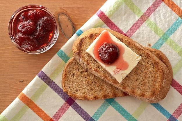 Can you eat homemade jam right away 