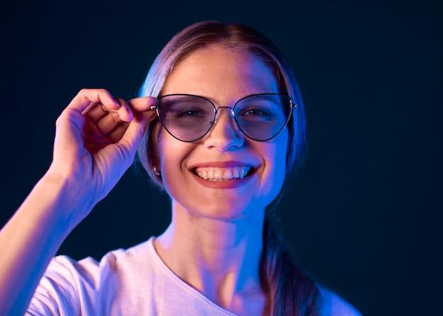 Do blue light glasses work with fluorescent lights? 