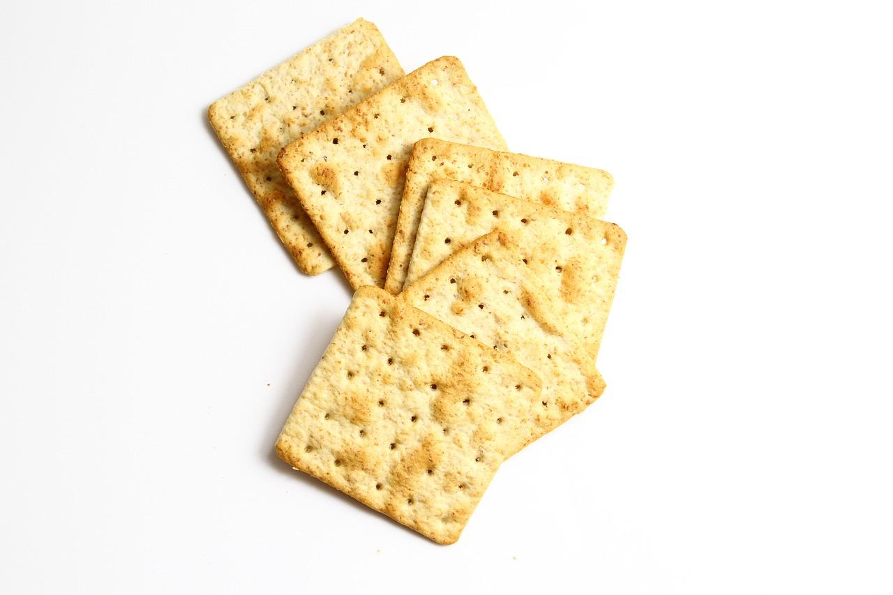 do-crackers-make-you-gain-weight-gcelt