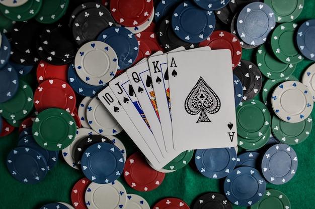 Does 5 of a kind beat a royal flush? 