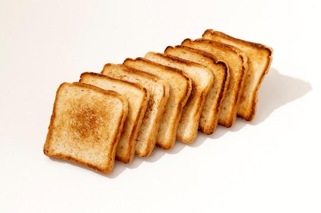 Does toasting bread reduce the gluten content? 