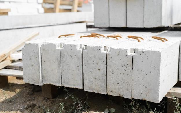 How far apart do concrete deck blocks need to be 