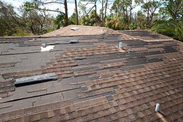 How long can a roof go without shingles 