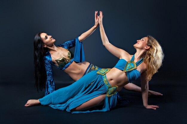 How much do professional belly dancers make 