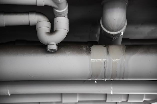 How do you clean manganese out of pipes? 