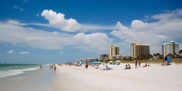 Is Myrtle beach water clear? 