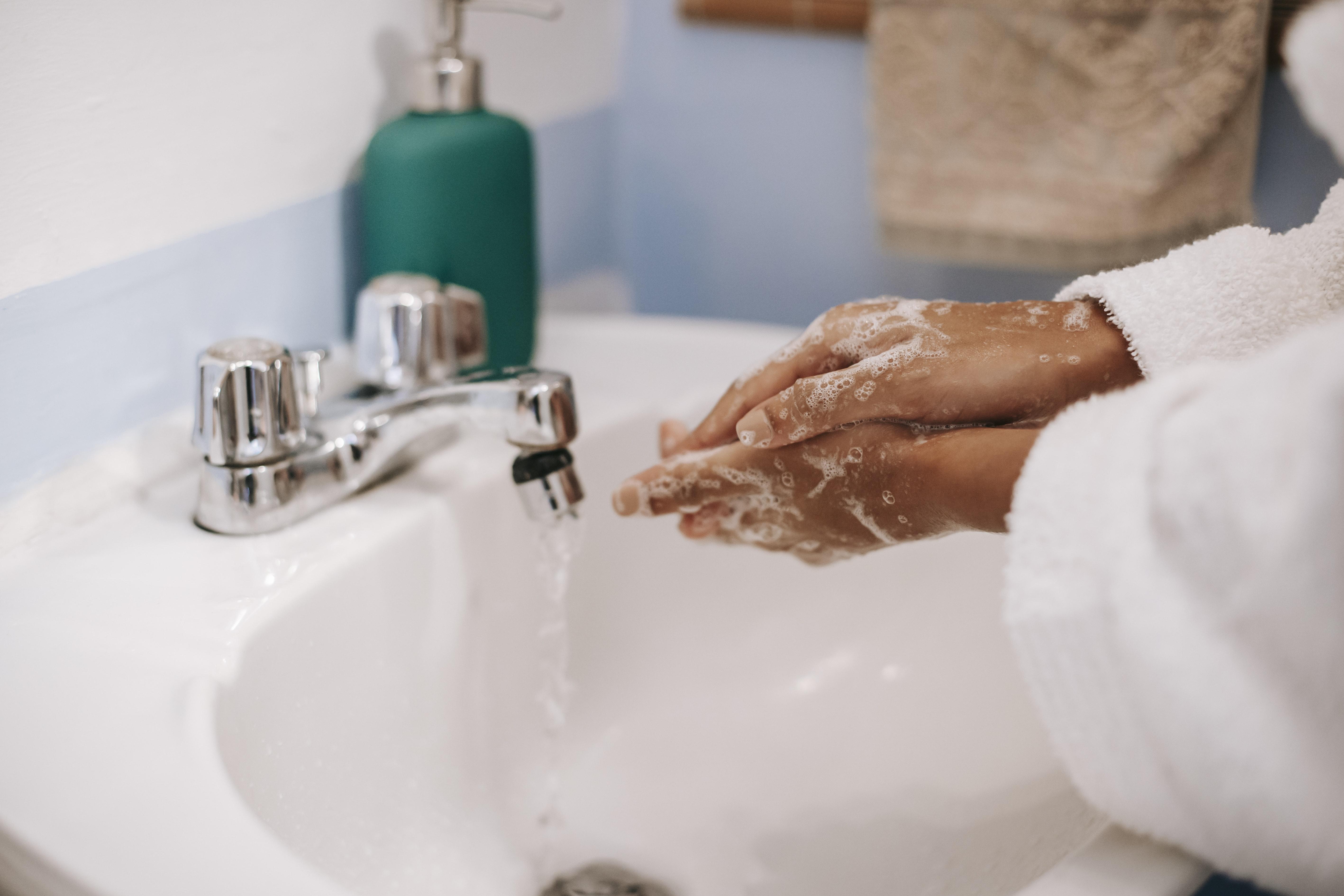 What is the best antibacterial soap for boils? 