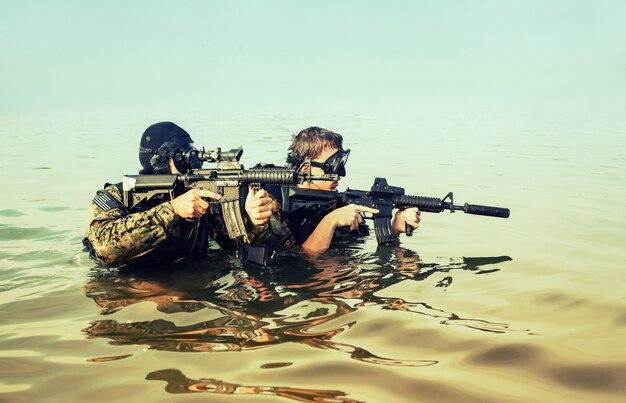 Is there a height limit to be a Navy SEAL? 