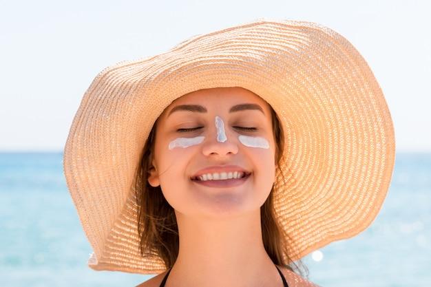 What is the white nose sunscreen? 