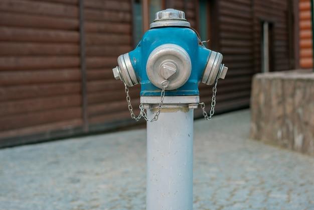 What does a silver fire hydrant mean? 