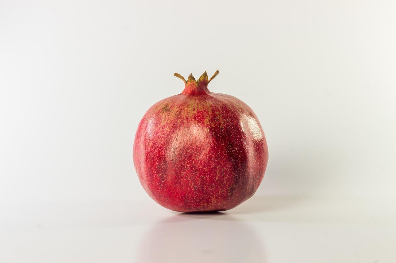 What fruit is pomegranate related to? 