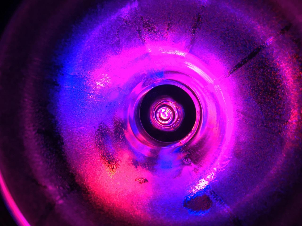 What Glass Glows Pink under Black Light? Everything You Need to Know ...