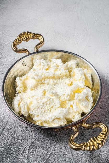 What is the American equivalent of clotted cream? 