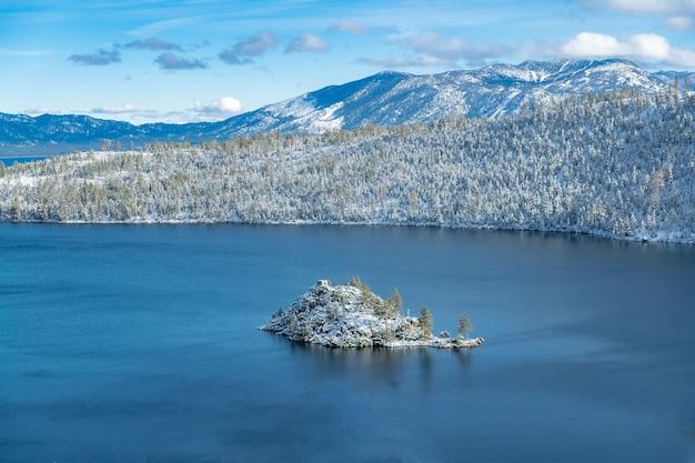 What part of Lake Tahoe gets the most snow? 
