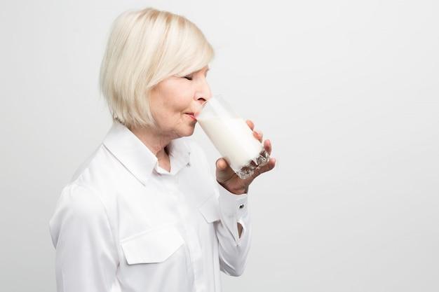 Which milk is best for old age 