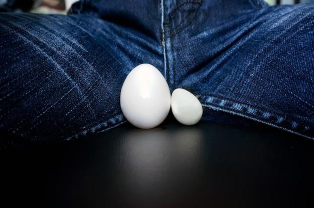 Why do men's balls get bigger with age 