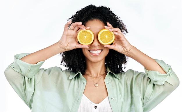 Is lemon harmful for eyes 