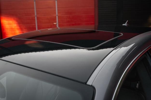 What is a power hatch deck lid 